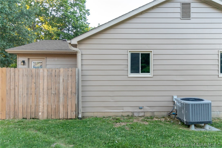 Listing Image 60