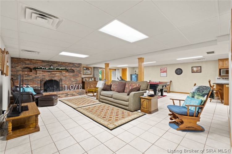 Listing Image 32