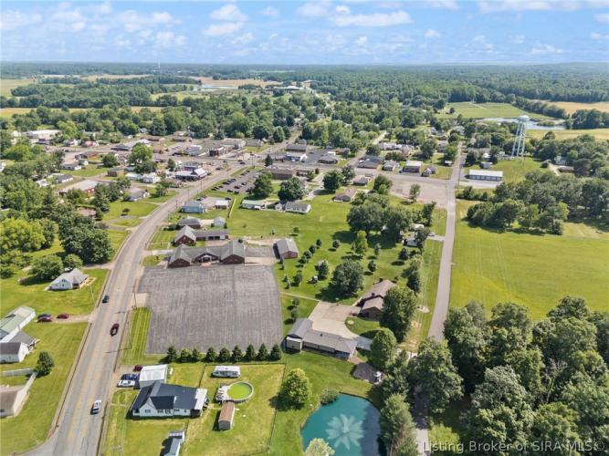 Listing Image 79