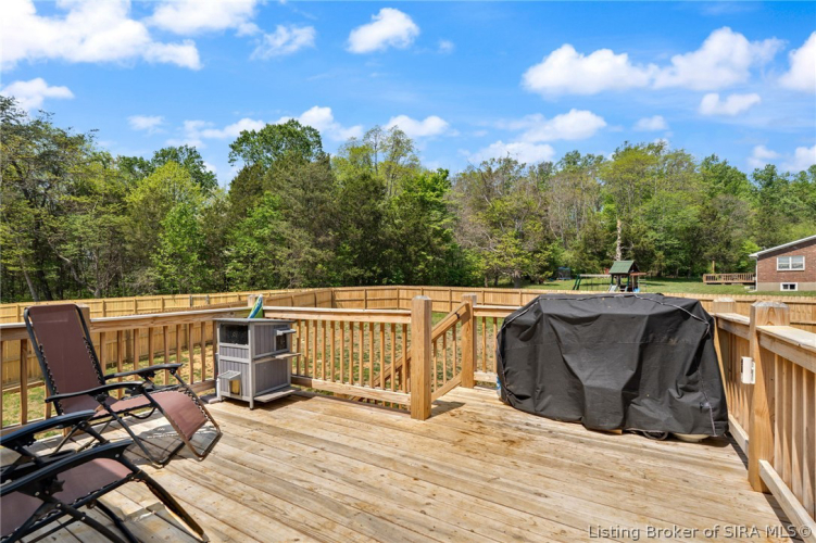 Listing Image 6