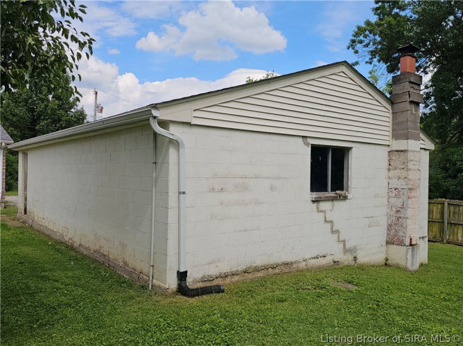 Listing Image 20