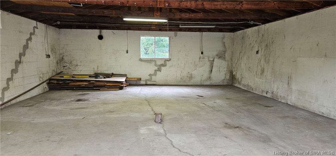Listing Image 24