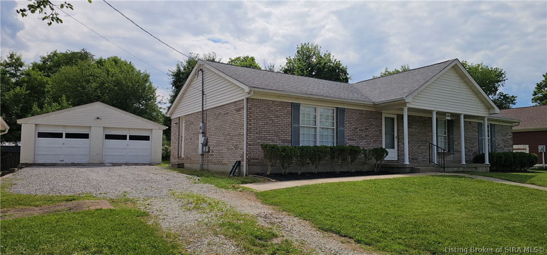 Listing Image 4