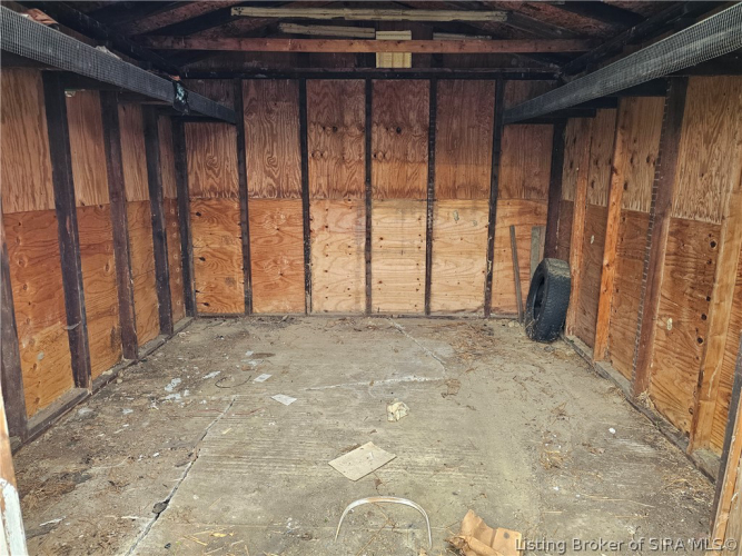 Listing Image 41