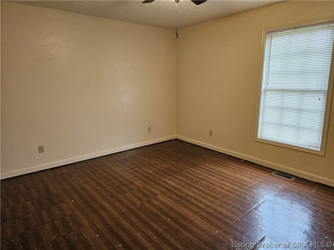 Listing Image 71