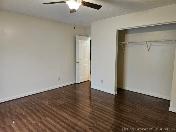 Listing Image 73