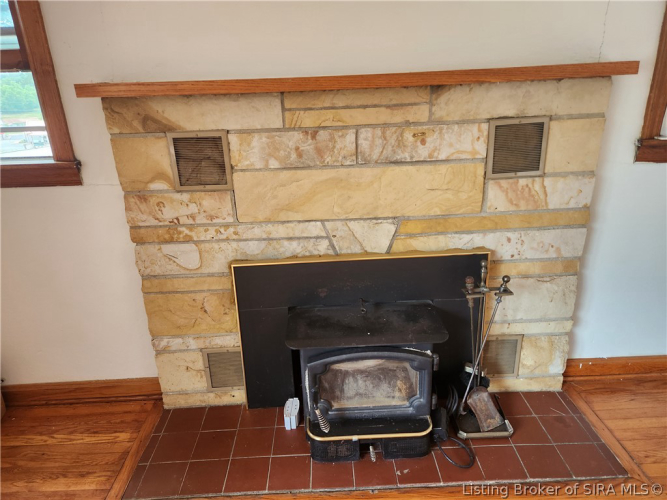 Listing Image 20