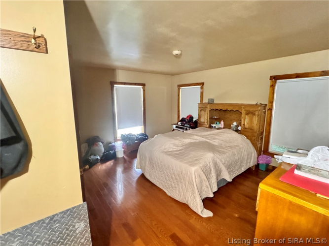 Listing Image 20
