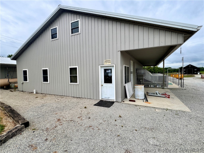 Listing Image 38