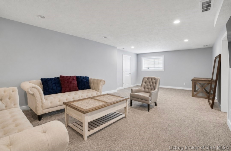 Listing Image 50