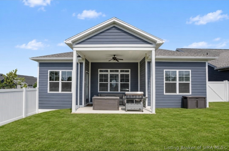 Listing Image 6