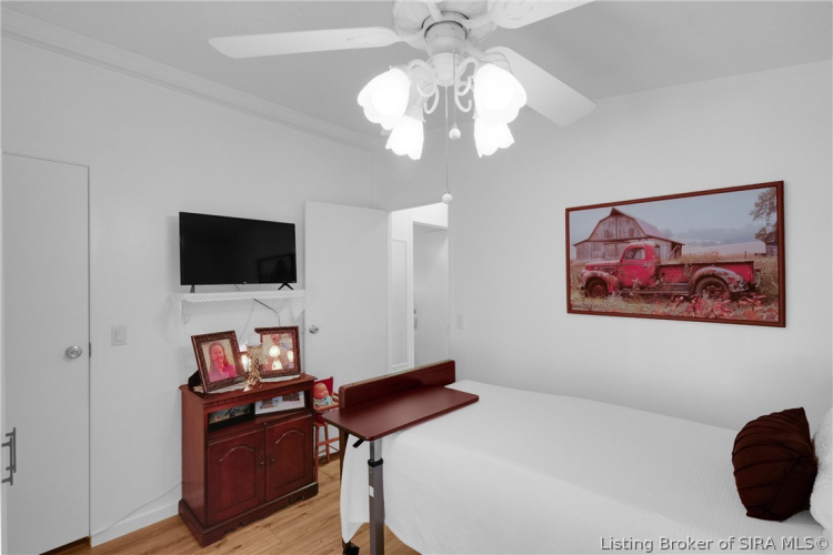 Listing Image 34