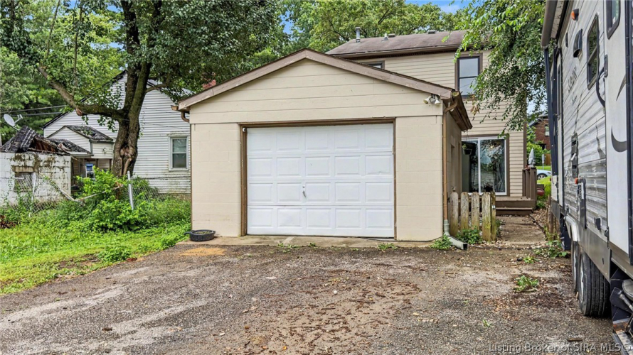 Listing Image 20