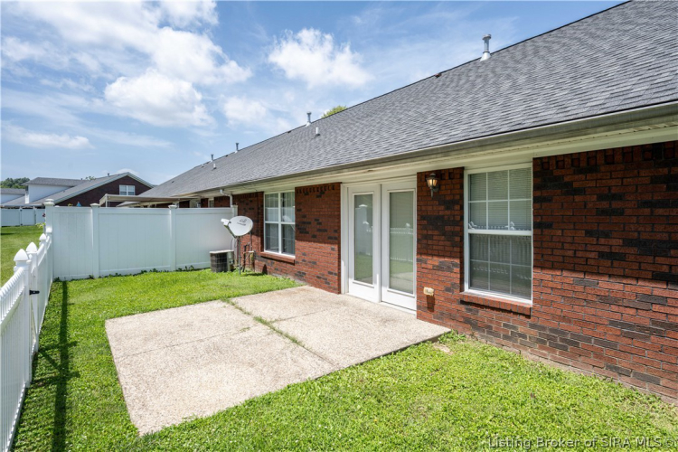 Listing Image 21