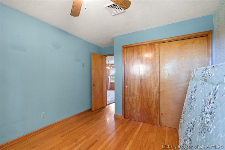 Listing Image 48