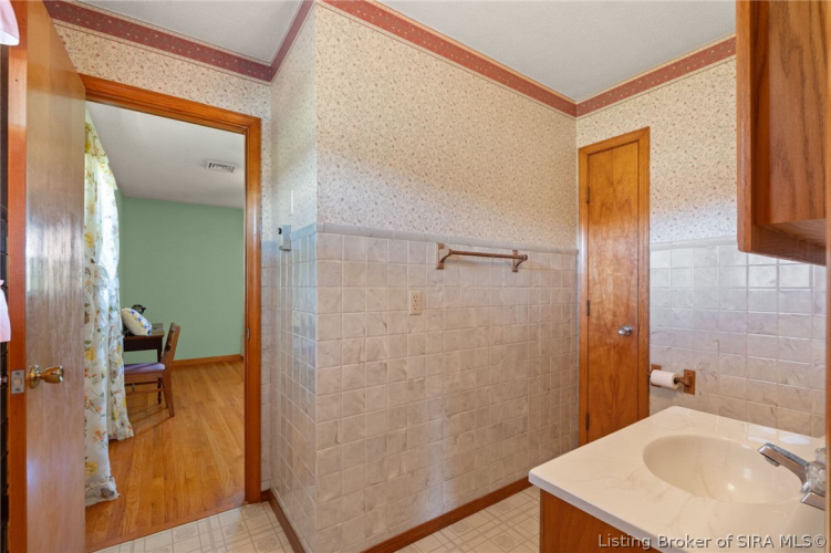 Listing Image 55