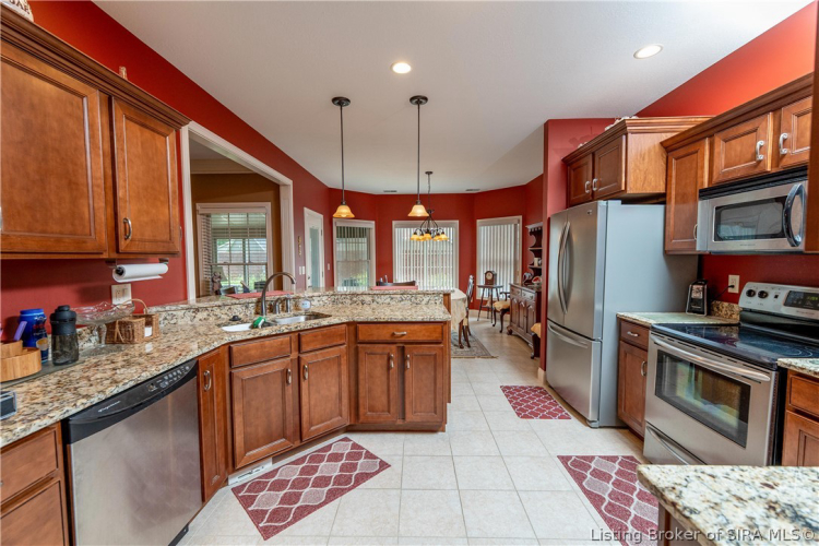 Listing Image 11