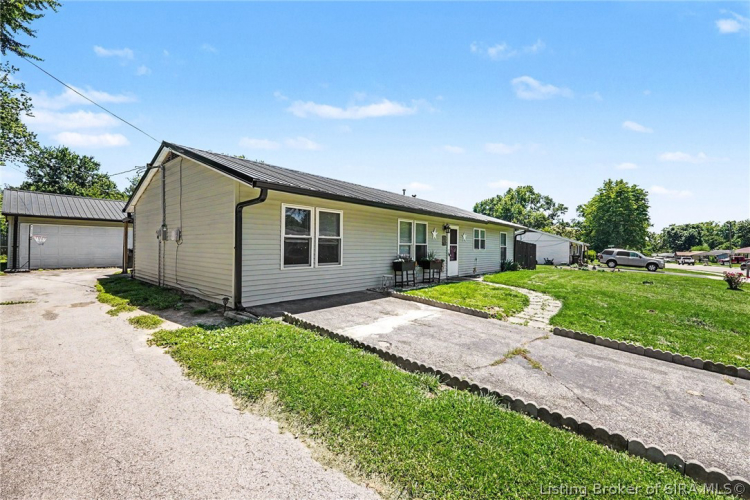 Listing Image 23