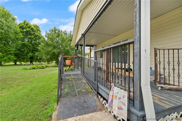 Listing Image 14