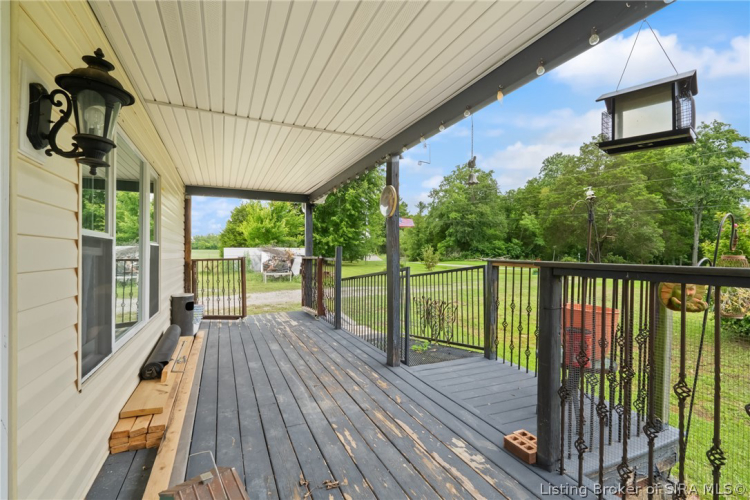 Listing Image 16