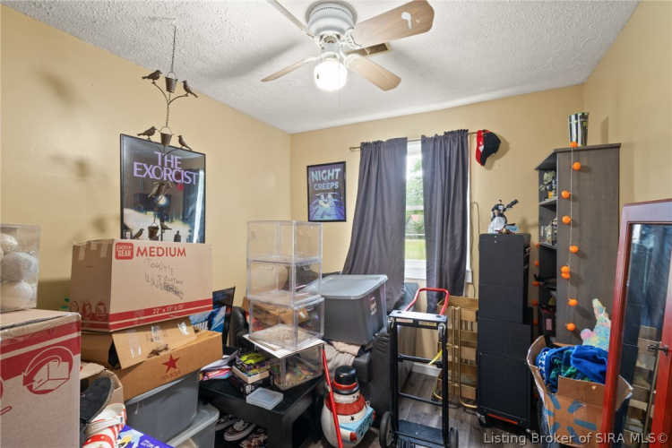 Listing Image 36