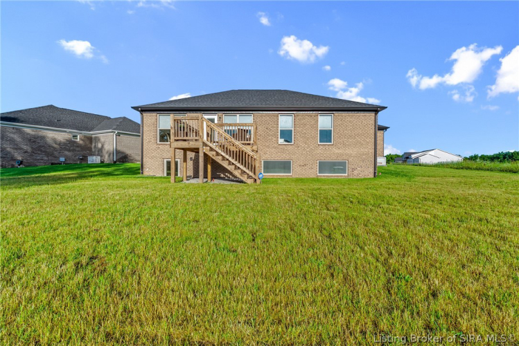 Listing Image 44