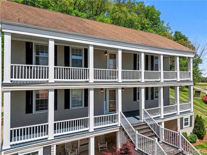Listing Image 5