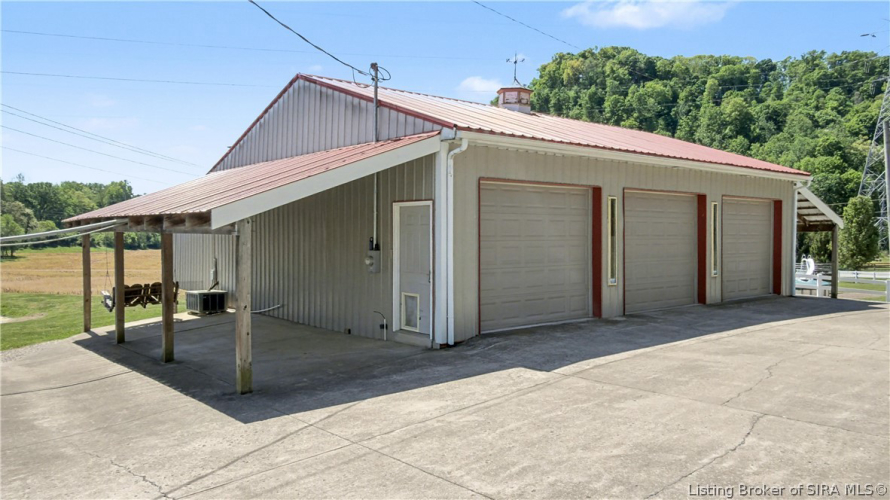 Listing Image 56