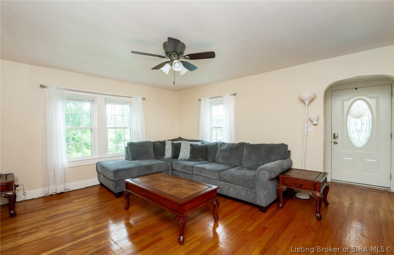 Listing Image 2