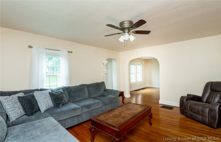 Listing Image 22