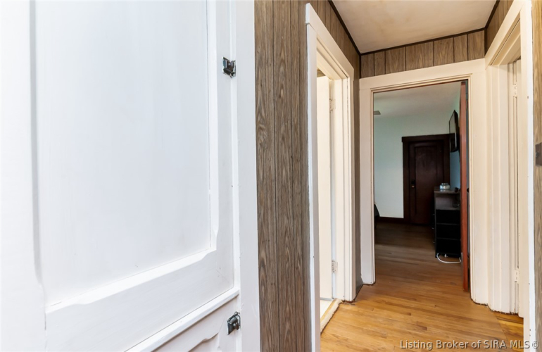 Listing Image 35