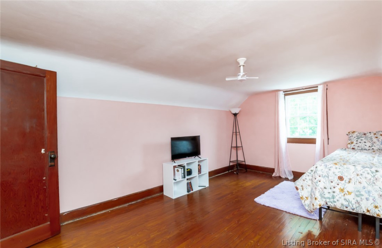 Listing Image 52