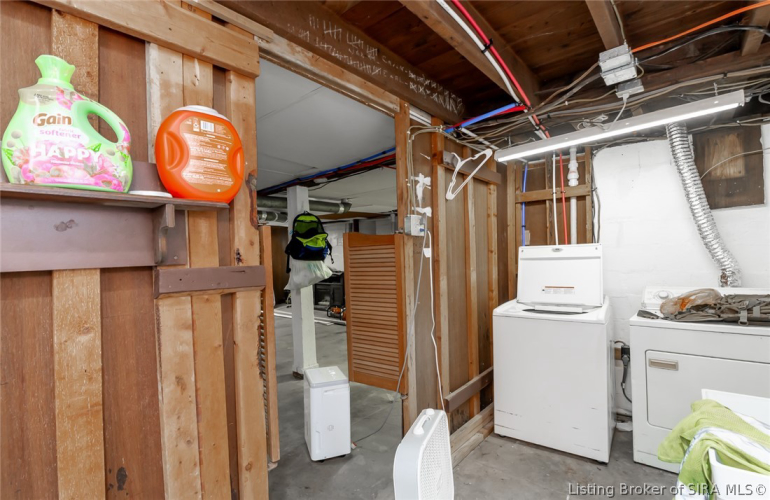 Listing Image 64