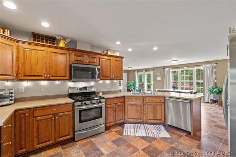 Listing Image 14