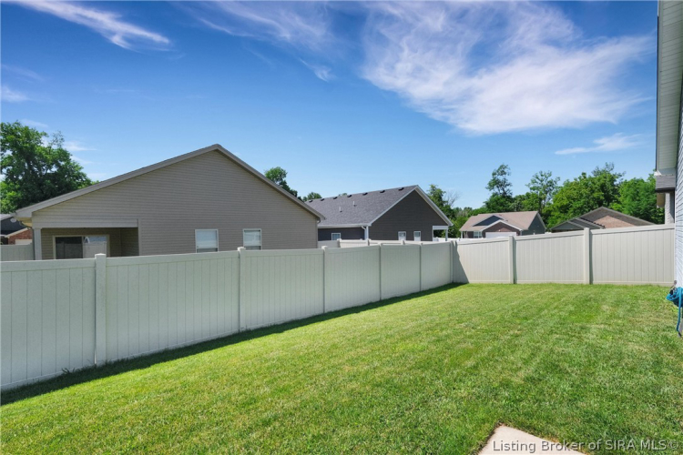 Listing Image 32