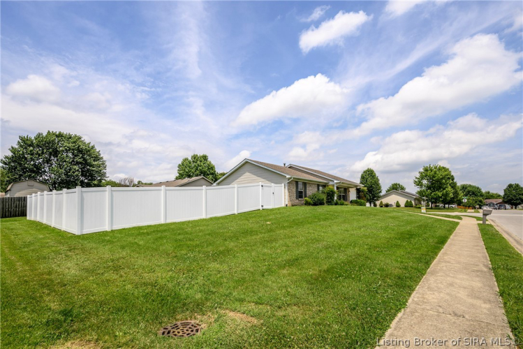 Listing Image 23
