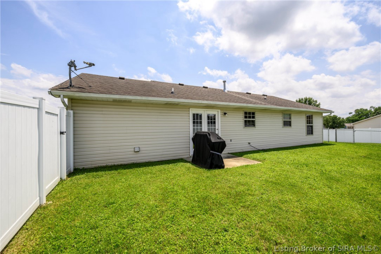 Listing Image 24