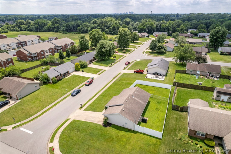 Listing Image 32