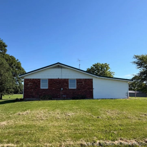 Listing Image 19