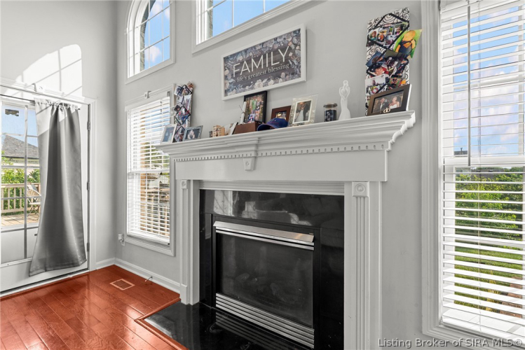 Listing Image 17