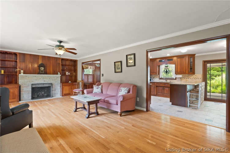 Listing Image 16