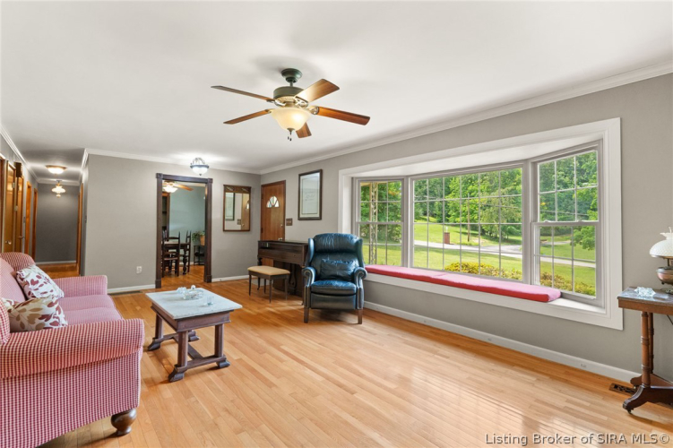 Listing Image 18