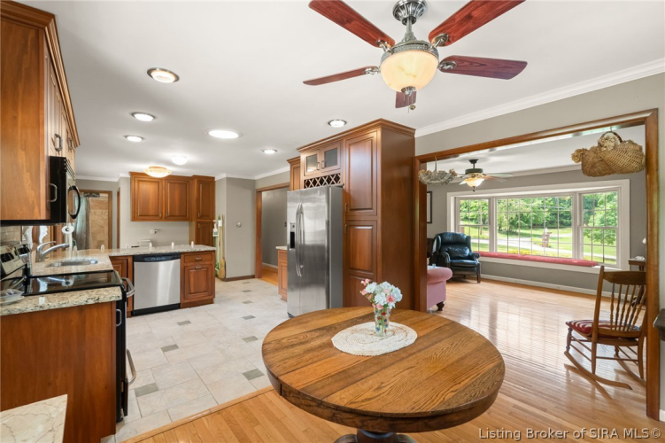 Listing Image 22