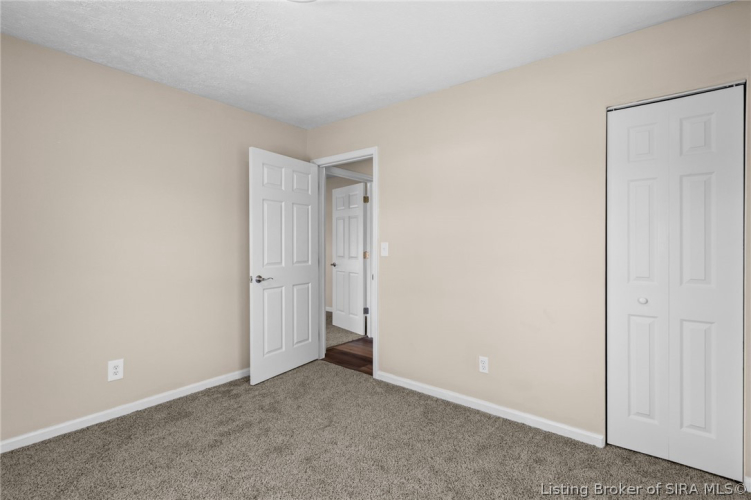 Listing Image 28