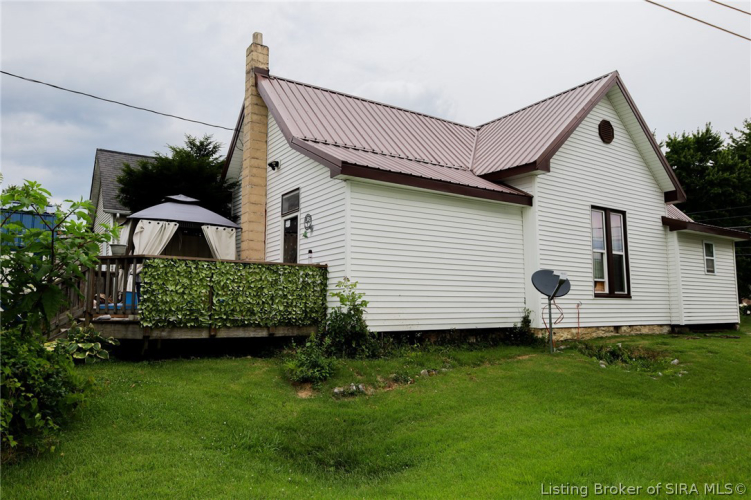 Listing Image 5