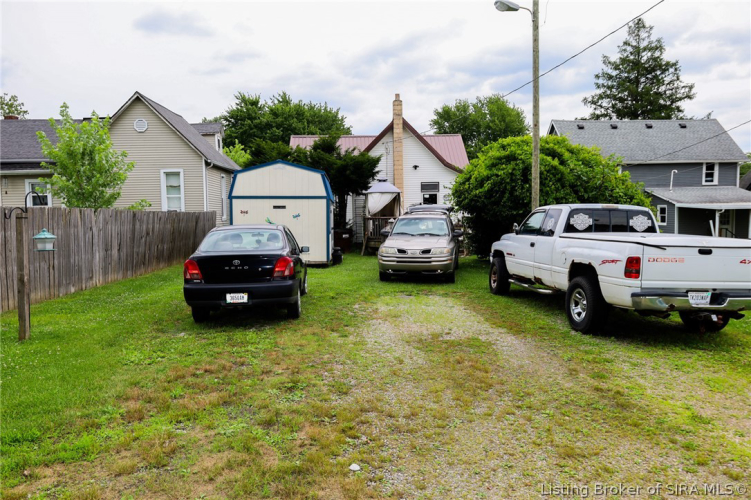 Listing Image 9