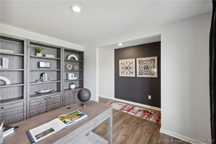 Listing Image 15