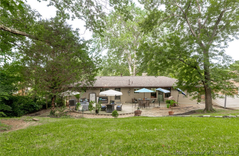 Listing Image 42