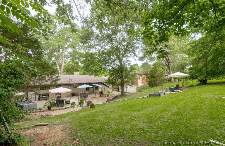 Listing Image 43