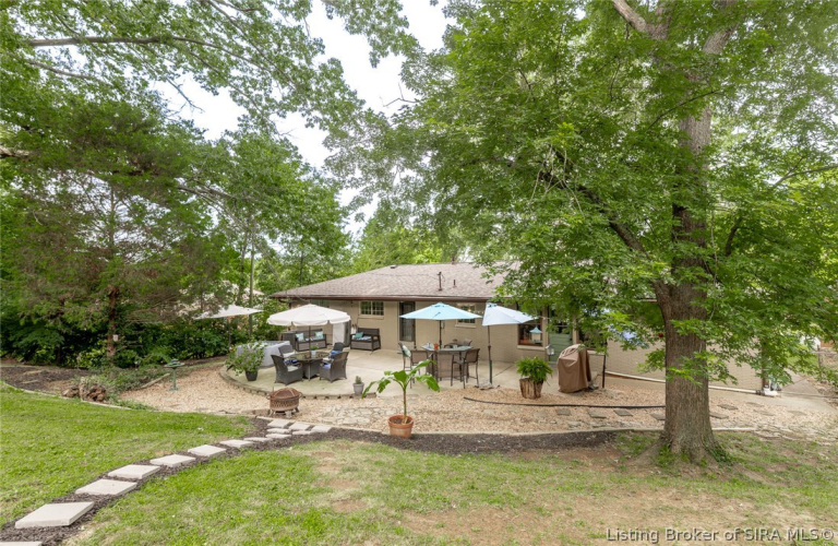 Listing Image 44